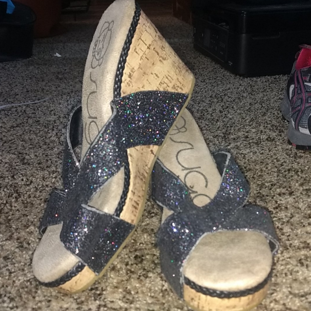 Sugar heels - Picture 2 of 2